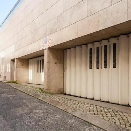 Apartment Hostee - Urban With Parking *