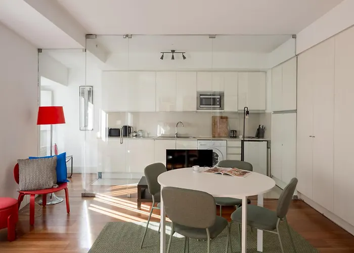 Διαμέρισμα Hostee - Urban With Parking